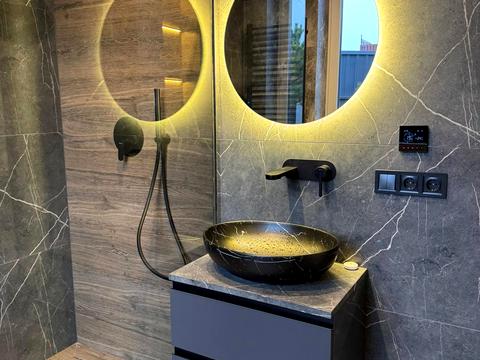 будинок за адресою Виноградна вул., 2