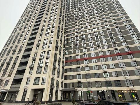 квартира за адресою Олександра Олеся вул., 8/17