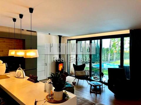 будинок за адресою Ніни Майбороди вул. (Островського)