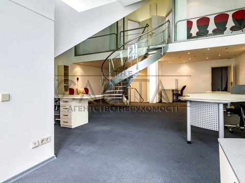 комерційна за адресою Левка Лук'яненка вул. (Маршала Тимошенка), 29