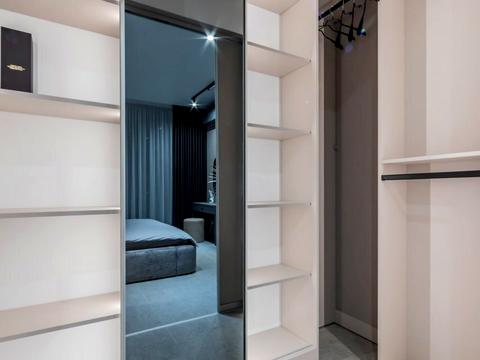 квартира за адресою Андрія Верхогляда вул. (Михайла Драгомирова), 5