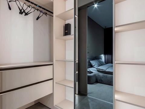 квартира за адресою Андрія Верхогляда вул. (Михайла Драгомирова), 5