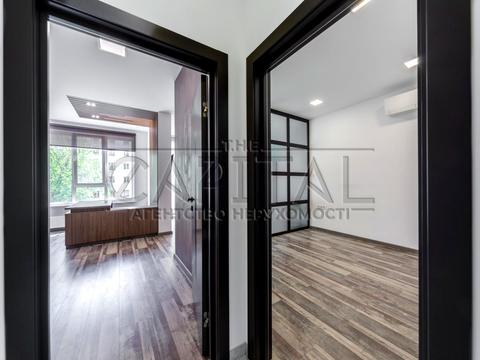 комерційна за адресою Василя Тютюнника вул. (Анрі Барбюса), 28-А