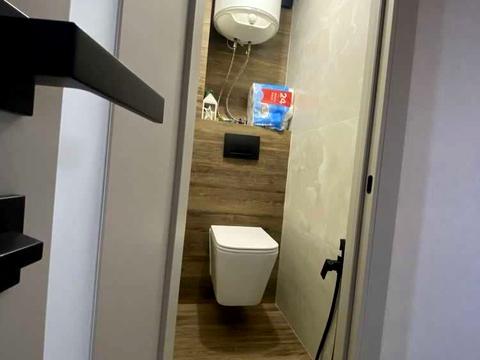 квартира за адресою Каштанова вул., 8