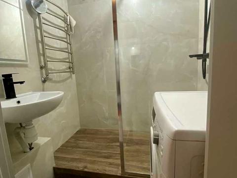 квартира за адресою Каштанова вул., 8