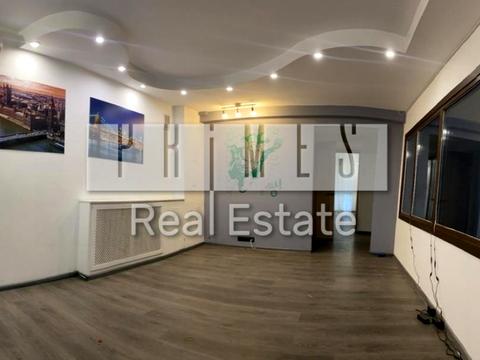 комерційна за адресою Академіка Богомольця вул., 5