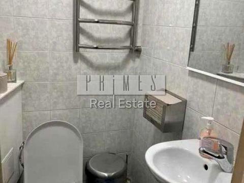 комерційна за адресою Академіка Богомольця вул., 5