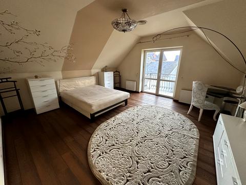 будинок за адресою Центральна вул.