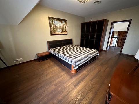 будинок за адресою Центральна вул.