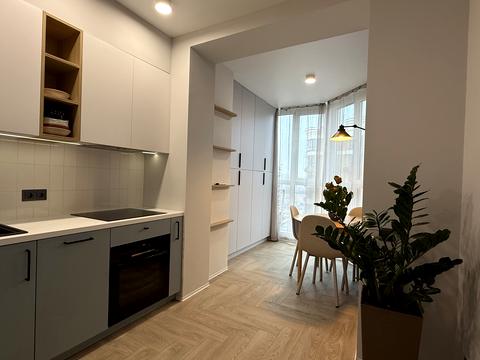 квартира за адресою Мартинова просп., (вул. Радісна, 8)