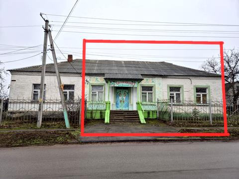 комерційна за адресою Миру, 45