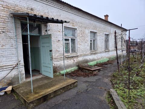 комерційна за адресою Миру, 45