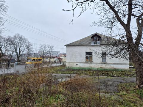 комерційна за адресою Миру, 45