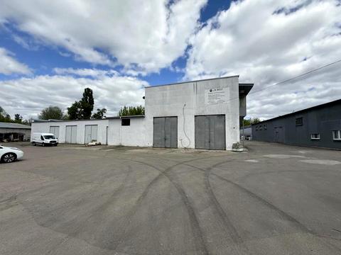 комерційна за адресою Малинська вул., 1