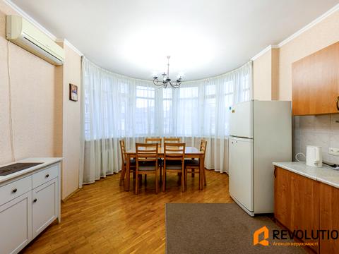 квартира по адресу Златоустовская ул., 10-12