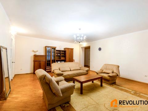 квартира по адресу Златоустовская ул., 10-12