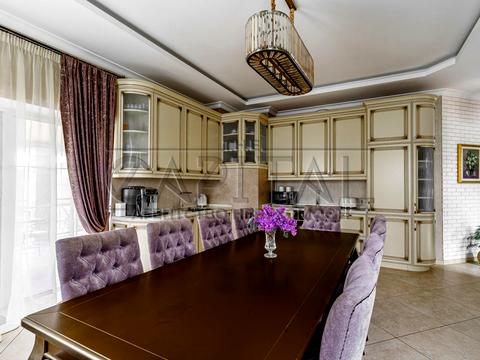 будинок за адресою Київ, Центральна вул.