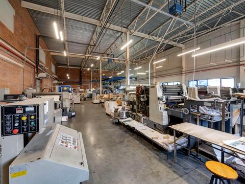 комерційна за адресою Шолуденка вул., 19