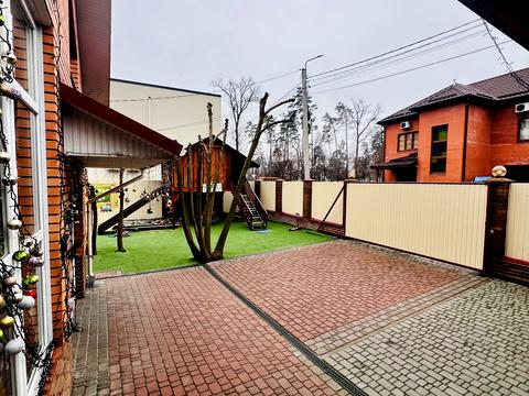 комерційна за адресою Шевченка вул., 1-А