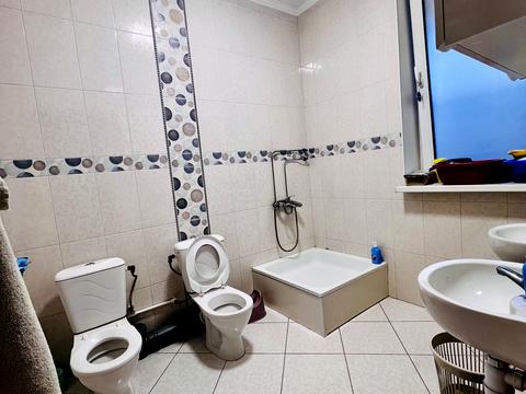 комерційна за адресою Шевченка вул., 1-А