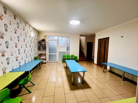 комерційна за адресою Шевченка вул., 1-А