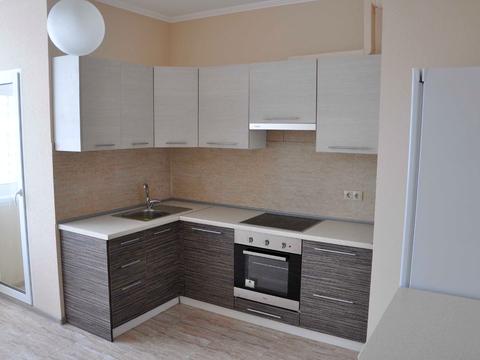 квартира за адресою Анни Ахматової вул., 22