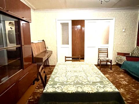 квартира за адресою Грушевського вул. (Цюрупи), 5