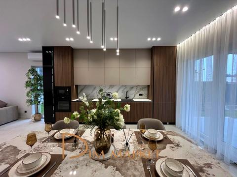 будинок за адресою Захрестова вул., 1