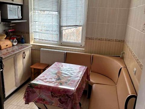 будинок за адресою 10 Лінія вул.