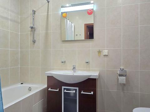 квартира за адресою Дмитра Чижевського вул. (Петра Чаадаєва), 2-А