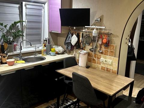 будинок за адресою Віктора Погрібного вул. (Першотравнева)