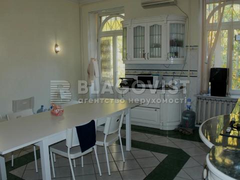 комерційна за адресою Ольгинська вул., 2/1