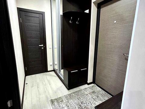 квартира за адресою Салютна вул., 2к6