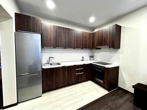 квартира за адресою Салютна вул., 2к6