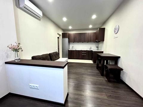 квартира за адресою Салютна вул., 2к6