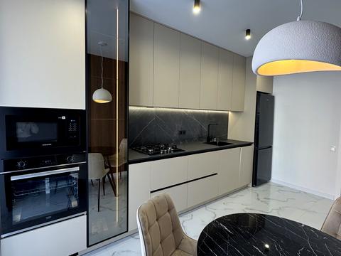 квартира за адресою Андрія Мельника вул., 10 к3