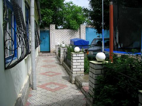 будинок за адресою Юрка Тютюника