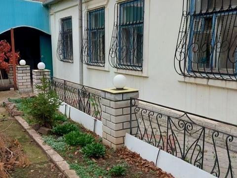 будинок за адресою Юрка Тютюника