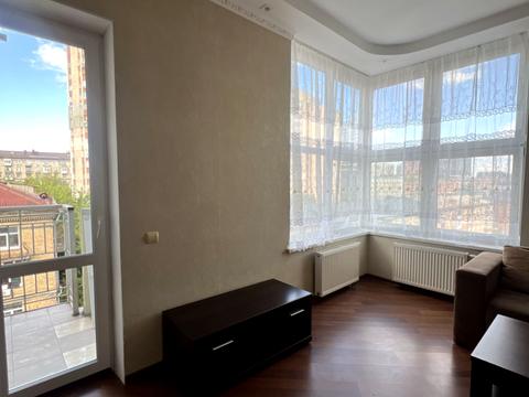 квартира за адресою Київ, Білоруська вул., 3