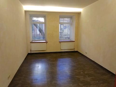 коммерческая по адресу Новосельского ул., 33