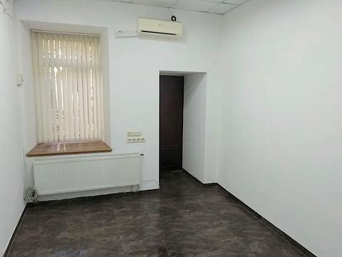 коммерческая по адресу Новосельского ул., 33