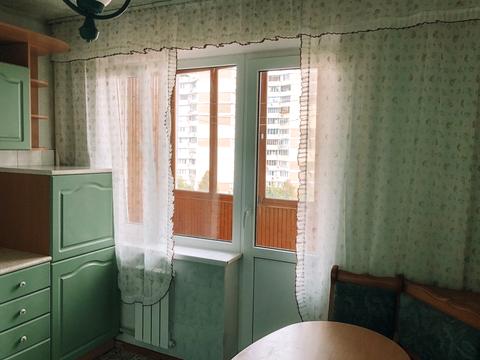 квартира за адресою Академіка Булаховського вул., 22