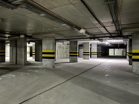 паркомісце за адресою Загорівська вул. (Багговутівська), 25