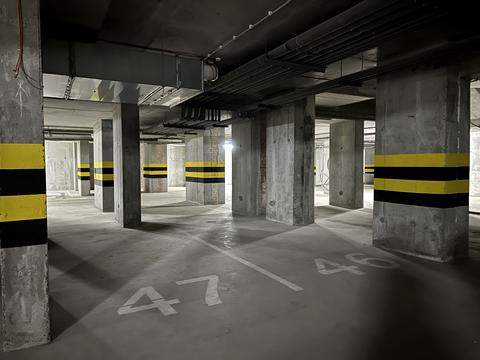 паркомісце за адресою Загорівська вул. (Багговутівська), 25