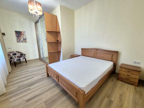 квартира за адресою Дмитра Яворницького просп. (Карла Маркса), 5