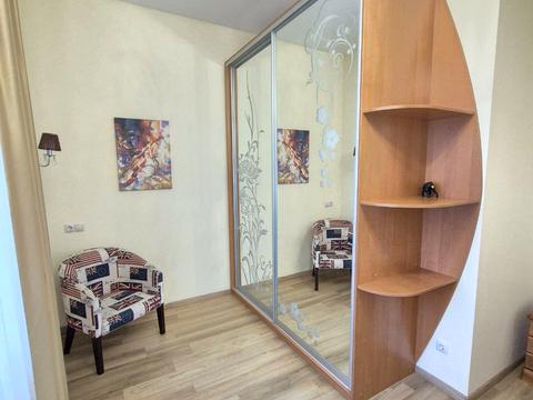 квартира за адресою Дмитра Яворницького просп. (Карла Маркса), 5