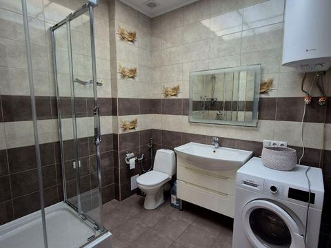 квартира за адресою Дмитра Яворницького просп. (Карла Маркса), 5