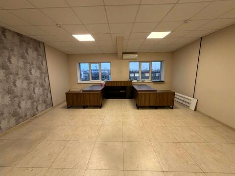 комерційна за адресою Київ, Новокостянтинівська вул., 1в