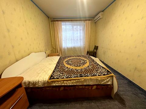 квартира за адресою Патріарха Мстислава Скрипника вул., 11