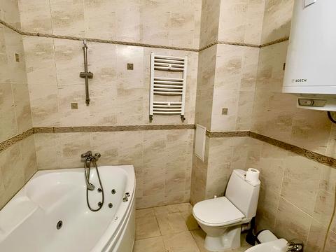 квартира за адресою Ділова вул. (Димитрова), 4